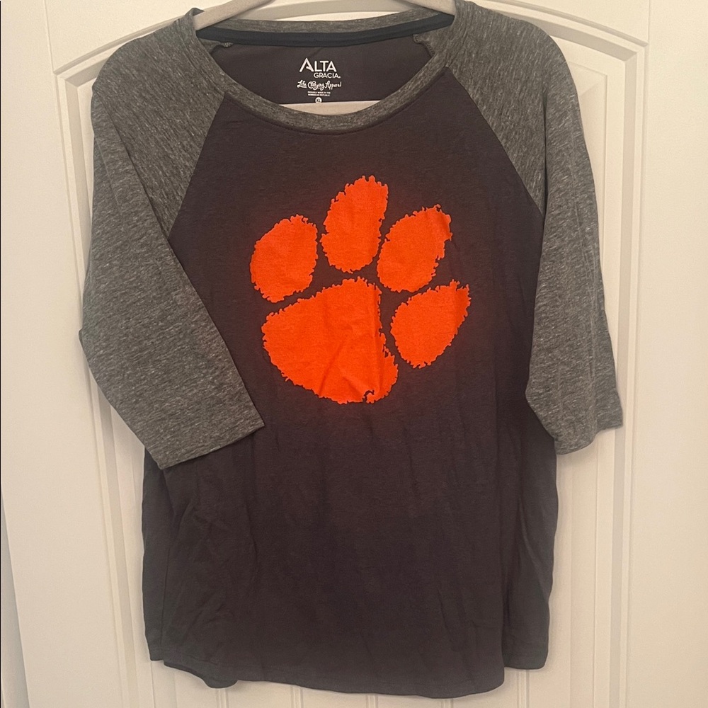 Alta Gracia Fair Trade Women’s Gray Raglan Clemson Shirt with Orange Paw. Sz XL